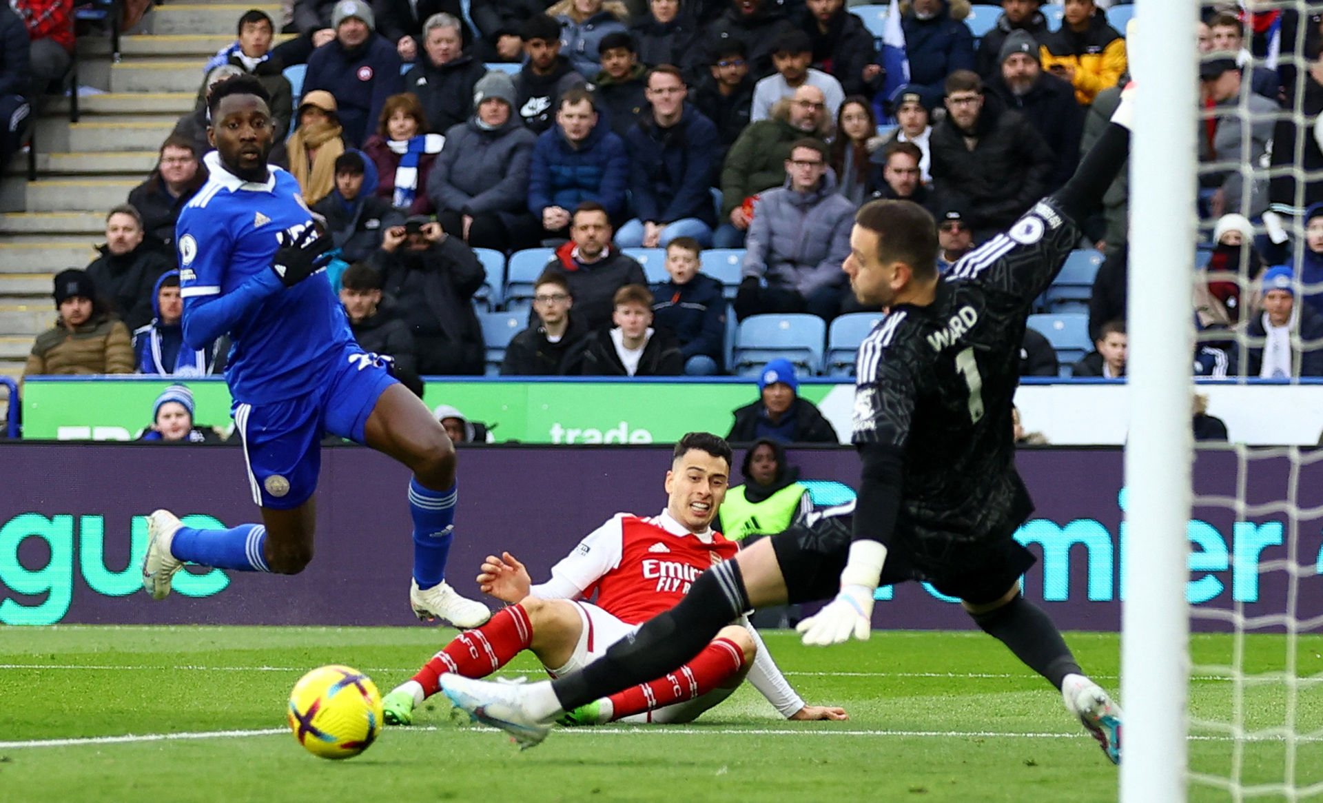 山队的合作 山队的合作